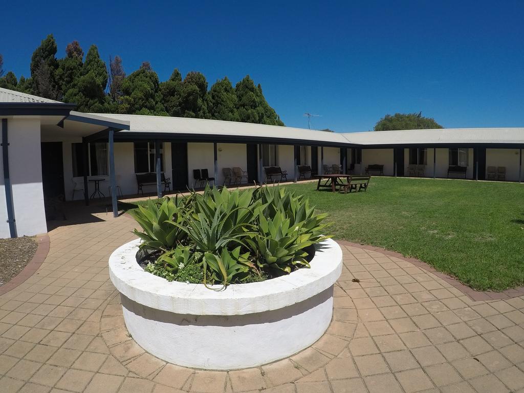 Busselton Ithaca Motel Exterior foto